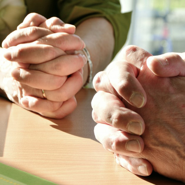 hands_pray_prayer